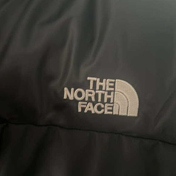 Men’s Large north face vest 700 - Picture 2 of 3